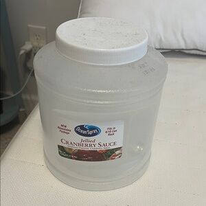 Jellied Cranberry Sauce Container - White